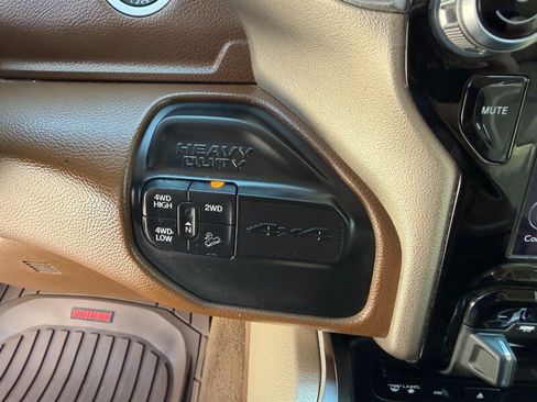 Used 2019 RAM 2500 Laramie AWD/4WD image 34