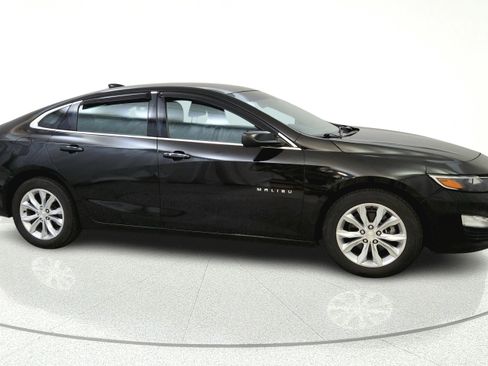 Used 2020 Chevrolet Malibu LT FWD image 8