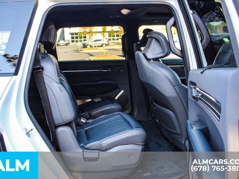 Used 2024 Kia EV9 GT-Line image 17