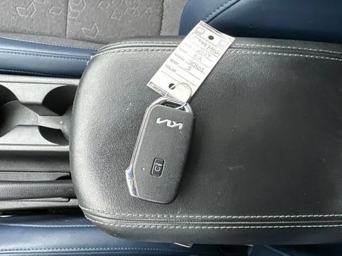 Used 2024 Kia Seltos S FWD image 43