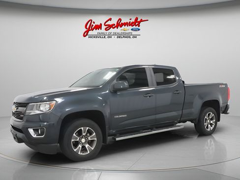 Used 2017 Chevrolet Colorado Z71 AWD/4WD image 2