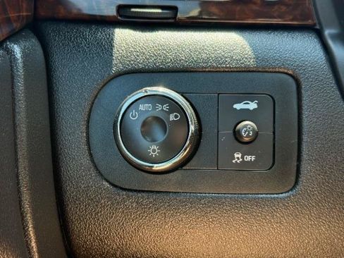 Used 2012 Chevrolet Impala LS FWD image 25