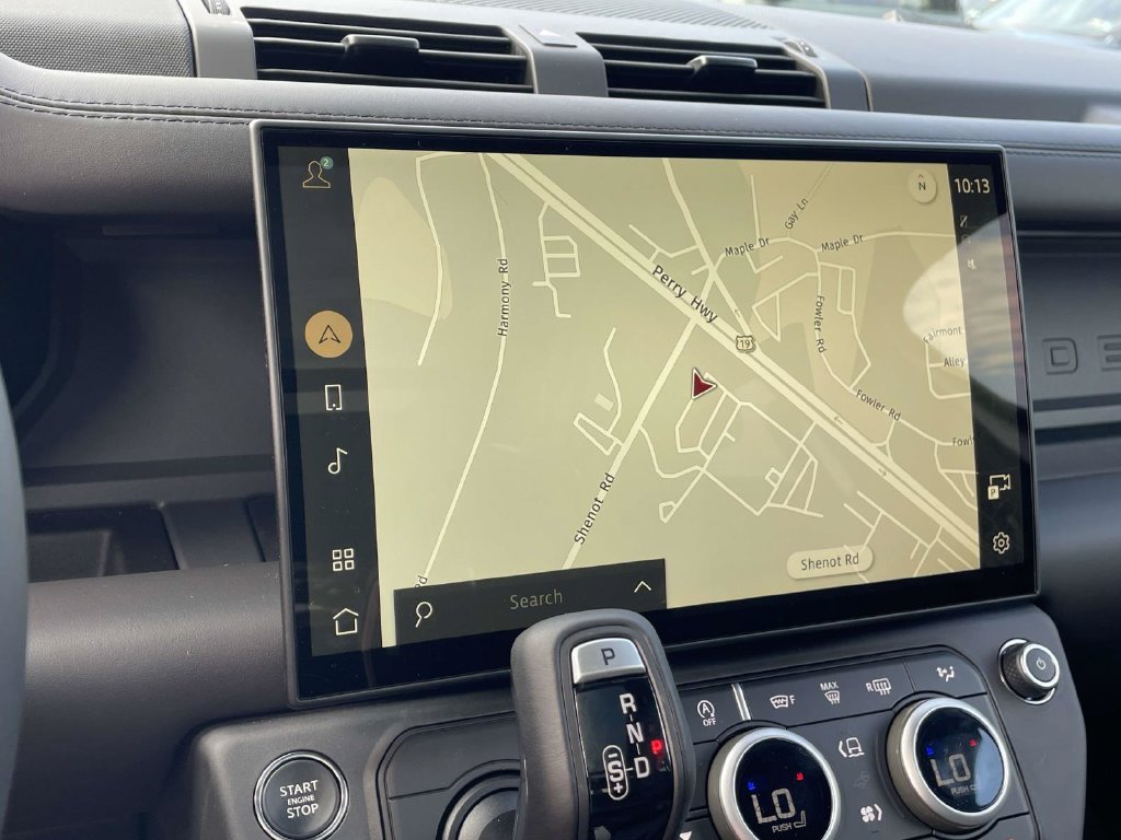 New 2026 Land Rover Defender 110 X-Dynamic SE AWD/4WD image 18