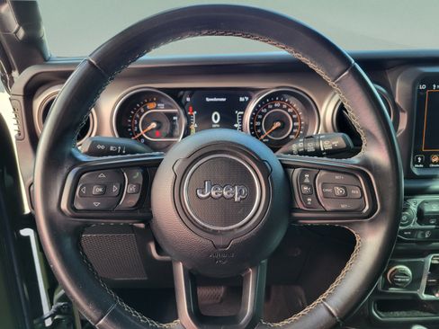 Used 2021 Jeep Wrangler Unlimited Sport AWD/4WD image 15