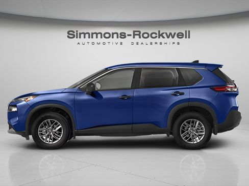 Used 2023 Nissan Rogue S image 3