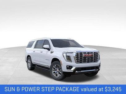 New 2026 GMC Yukon XL Denali w/ Sun & Power Step Package