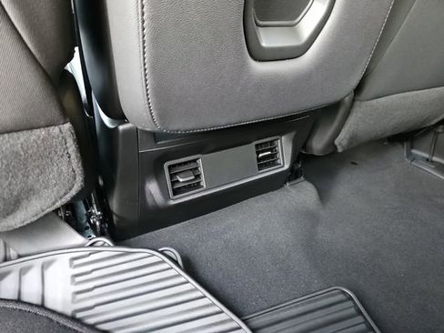 Used 2022 Chevrolet Silverado 1500 Custom image 16