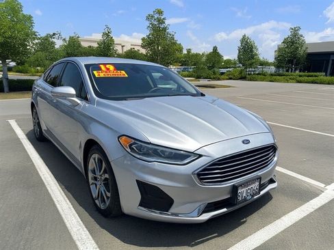 Used 2019 Ford Fusion SEL FWD image 27