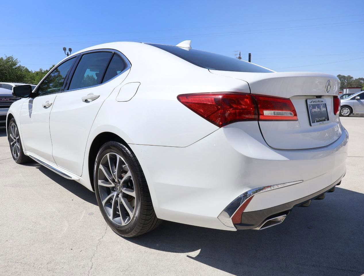 Used 2018 Acura TLX w/ Technology Package FWD image 4