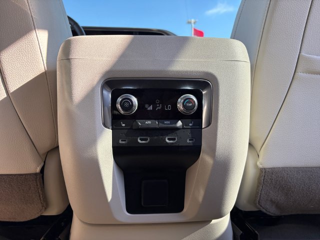 Used 2021 GMC Yukon XL Denali w/ Denali Ultimate Package AWD/4WD image 19