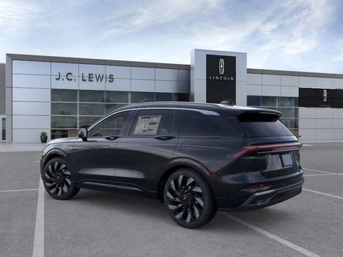 New 2026 Lincoln Nautilus Black Label w/ Jet Appearance Package image 5