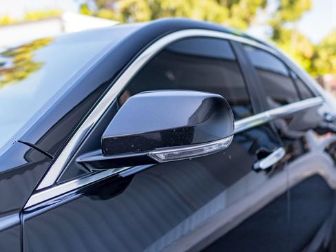 Used 2015 Cadillac ATS Luxury w/ Sun And Sound Package RWD image 5