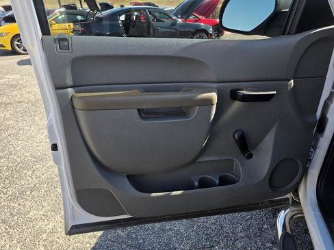 Used 2011 Chevrolet Silverado 1500 W/T w/ LS Package image 10