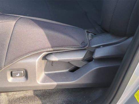 Used 2025 Toyota Tacoma SR5 image 21