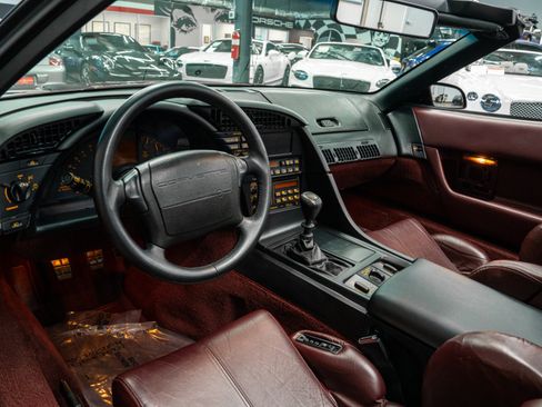Used 1993 Chevrolet Corvette Convertible RWD image 12