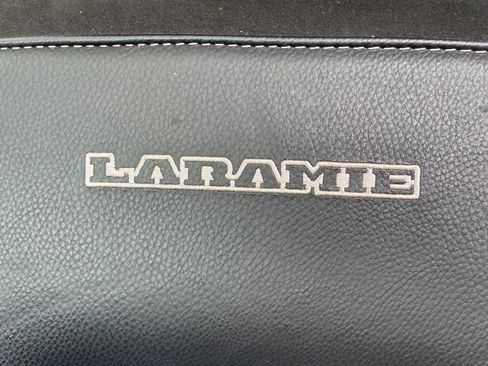 Used 2023 RAM 1500 Laramie AWD/4WD image 23