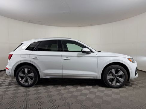 Certified 2024 Audi Q5 2.0T Premium AWD/4WD image 8