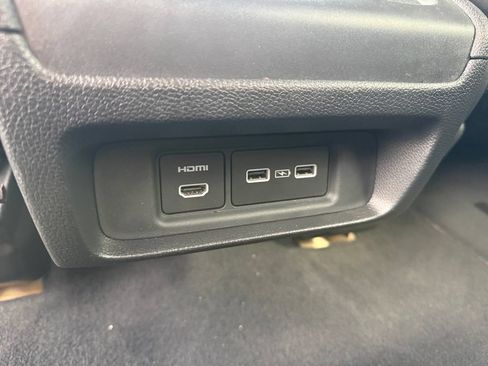 Used 2024 Honda Odyssey Elite image 33
