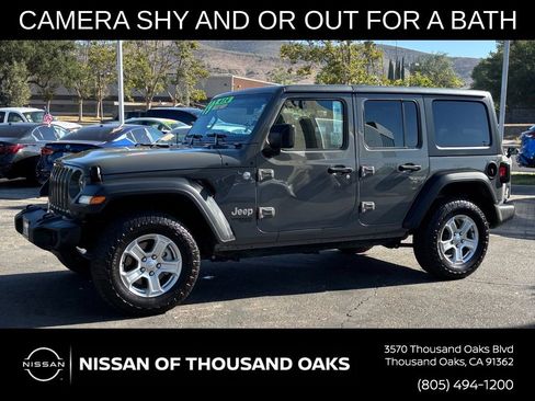 Used 2019 Jeep Wrangler Unlimited Sport S AWD/4WD image 7