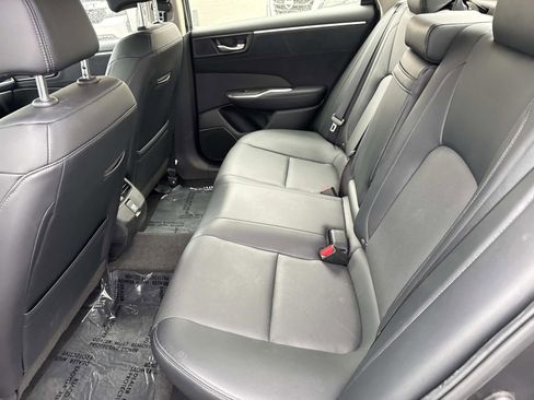 Used 2018 Honda Clarity Touring image 11