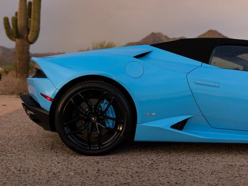 Used 2017 Lamborghini Huracan LP 610-4 AWD/4WD image 20