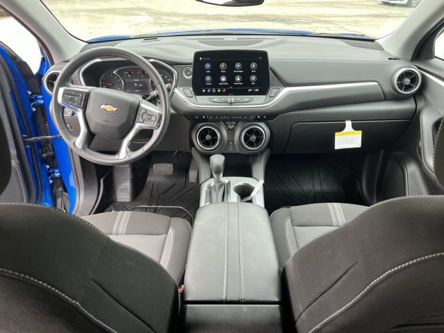 Used 2024 Chevrolet Blazer LT w/ Driver Confidence Package FWD image 21