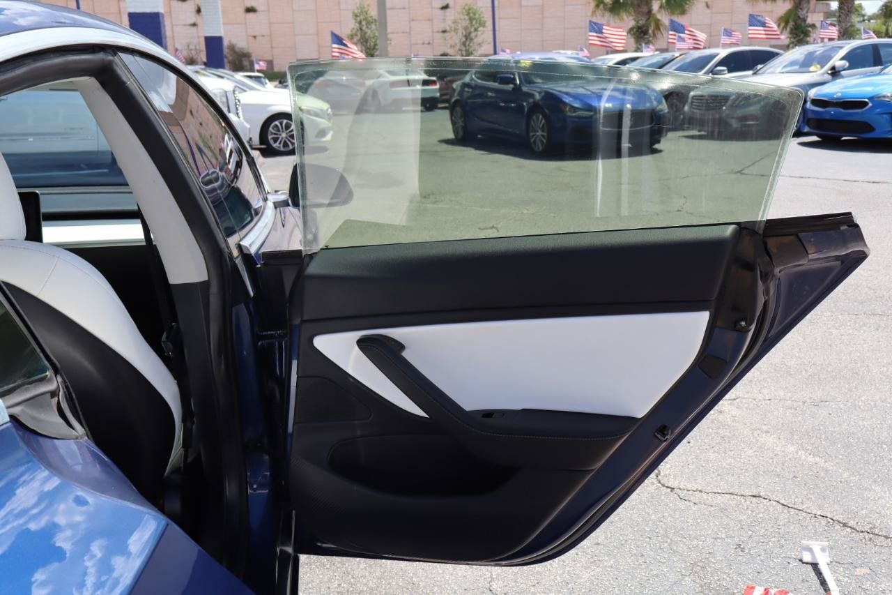 Used 2019 Tesla Model 3 Performance AWD/4WD image 23