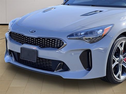 Used 2021 Kia Stinger GT image 35