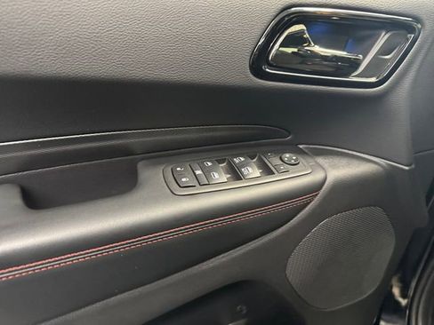 Used 2025 Dodge Durango R/T w/ Blacktop Package AWD/4WD image 25