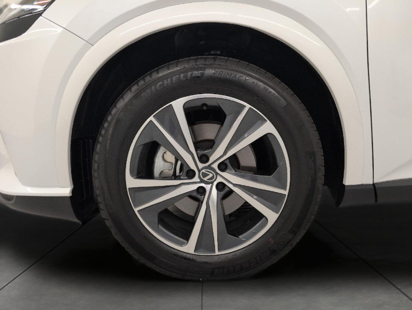 Used 2026 Lexus RX 350 FWD image 4