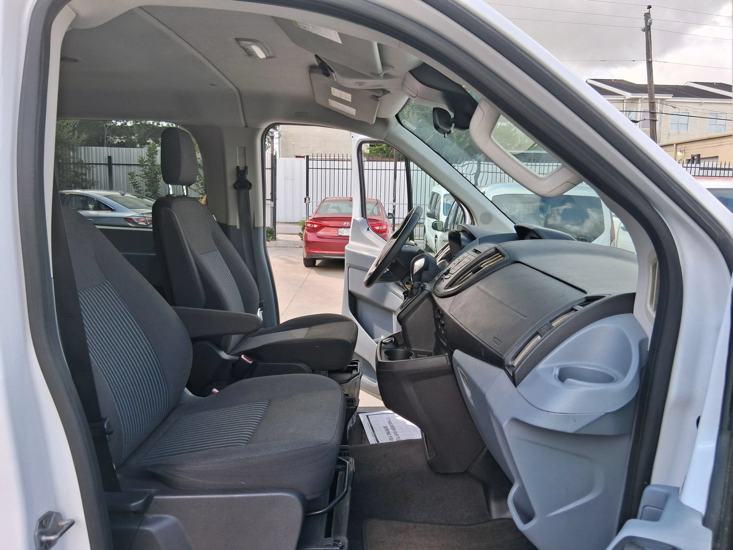 Used 2018 Ford Transit 350 XL RWD image 34