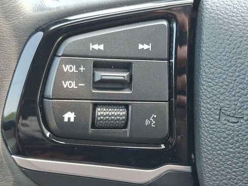 Certified 2025 Honda Odyssey EX-L image 22