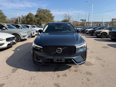 New 2026 Volvo XC60 B5 Ultra image 6