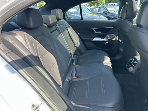 New 2026 Mercedes-Benz E 53 AMG e 4MATIC Sedan image 41