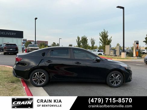 Certified 2024 Kia Forte LXS FWD image 8