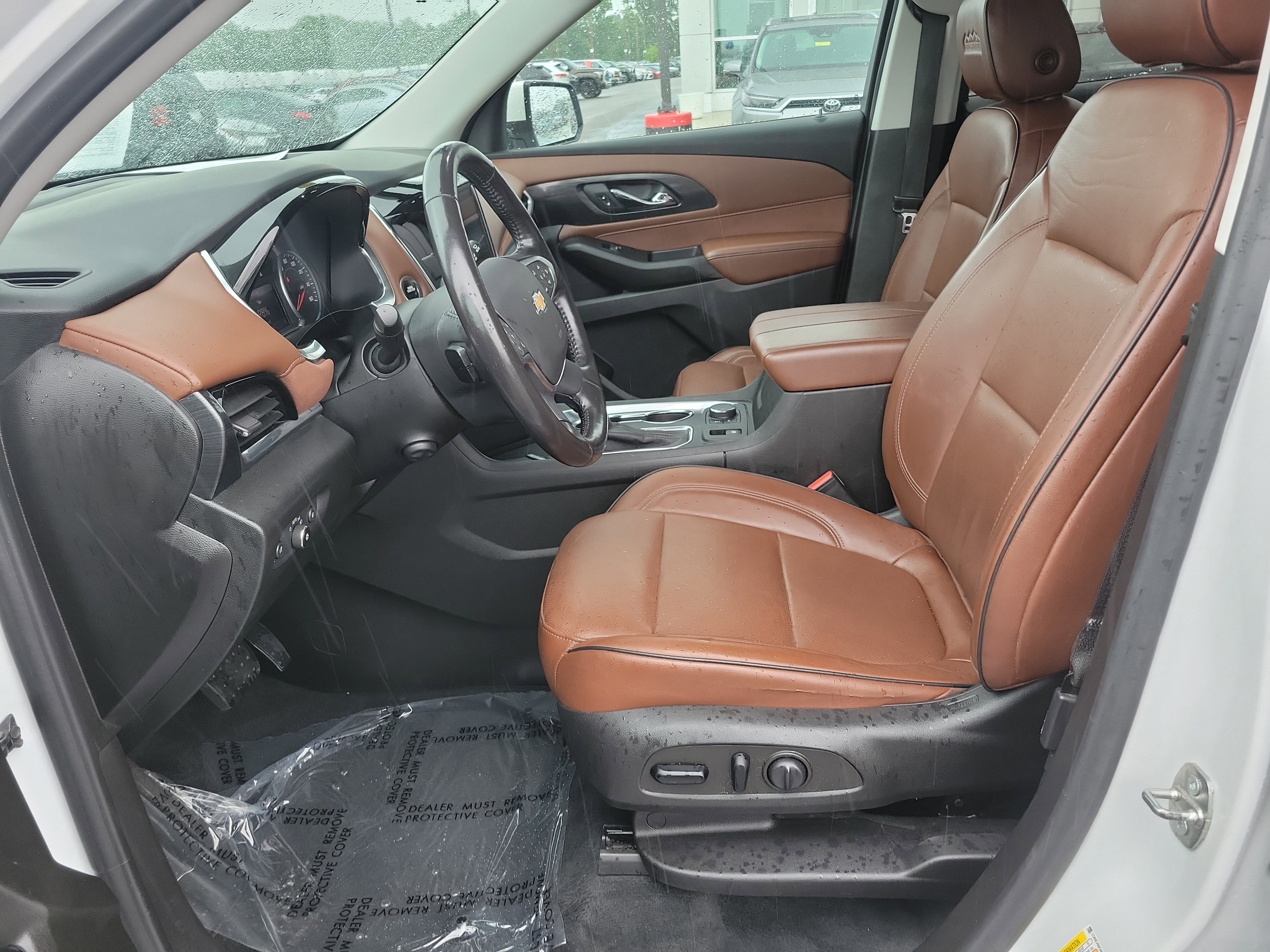 Used 2021 Chevrolet Traverse High Country AWD/4WD image 26