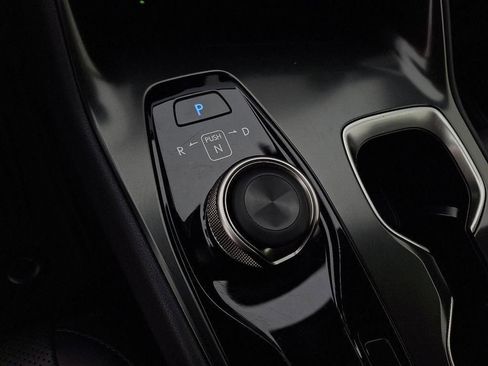 Used 2024 Lexus RZ 450e Premium image 16