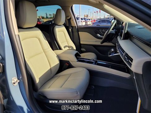 New 2026 Lincoln Corsair Premiere image 10