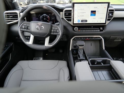 New 2026 Toyota Tundra Limited AWD/4WD image 9