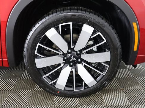 New 2025 Mitsubishi Outlander SEL image 26
