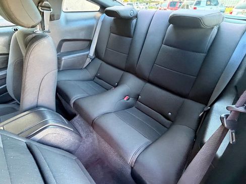 Used 2012 Ford Mustang Coupe image 14