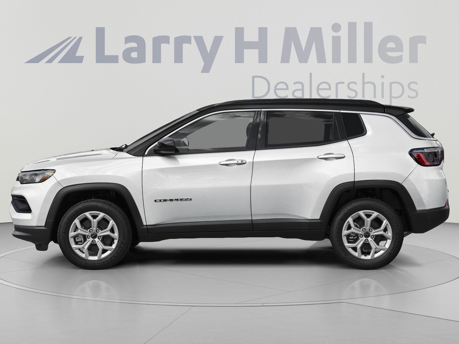 Used 2025 Jeep Compass Limited AWD/4WD image 5