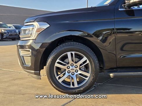 Used 2024 Ford Expedition Limited RWD image 9