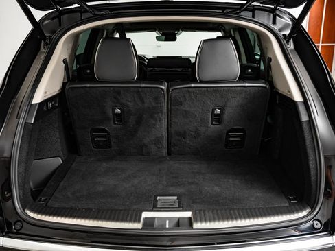 Certified 2025 Acura MDX SH-AWD w/ Advance Package image 22