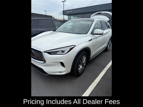 Used 2021 INFINITI QX50 Essential w/ Convenience Package FWD image 2