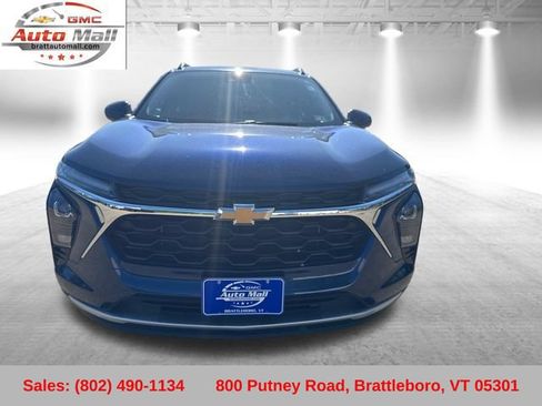 Used 2024 Chevrolet Trax LT w/ Driver Confidence Package FWD image 10
