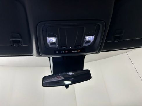 Used 2023 GMC Sierra 1500 Elevation image 25