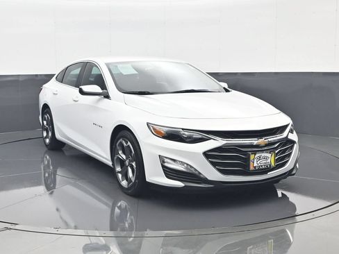 Used 2022 Chevrolet Malibu LT FWD image 4