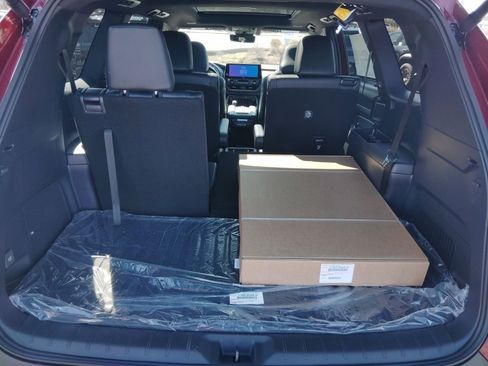 New 2026 Toyota Grand Highlander MAX Platinum image 11