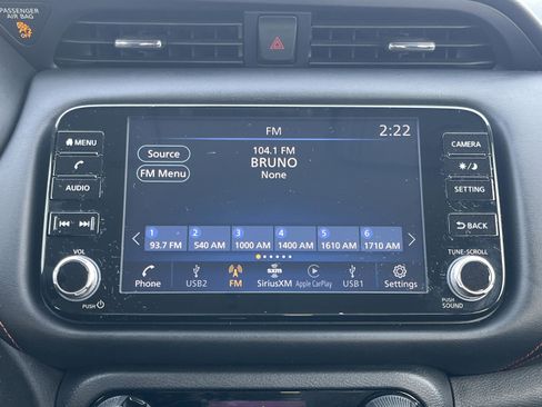 Used 2021 Nissan Kicks SR image 12